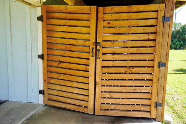 4027 Surf Drive, Galveston, TX 77554