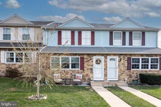 402 DEVON CT #487, Downingtown, PA 19335
