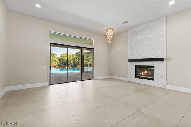 4 Caves Valley Court, Henderson, NV 89052