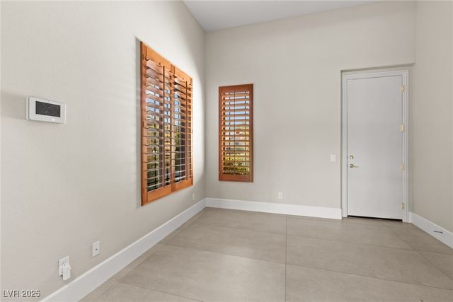 4 Caves Valley Court, Henderson, NV 89052