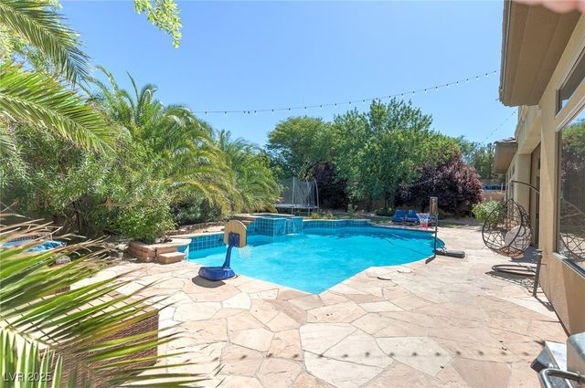 4 Caves Valley Court, Henderson, NV 89052