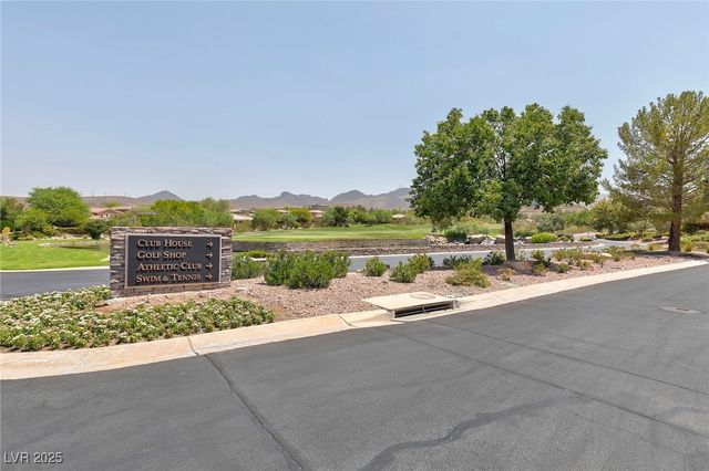 4 Caves Valley Court, Henderson, NV 89052