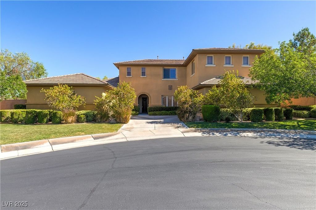 4 Caves Valley Court, Henderson, NV 89052