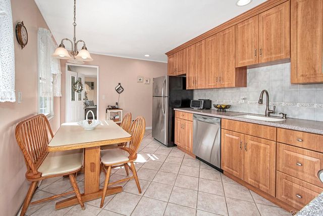 29 Kingston Avenue, West Harrison, NY 10604