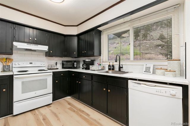 2760 Fall River Road 228, Estes Park, CO 80517