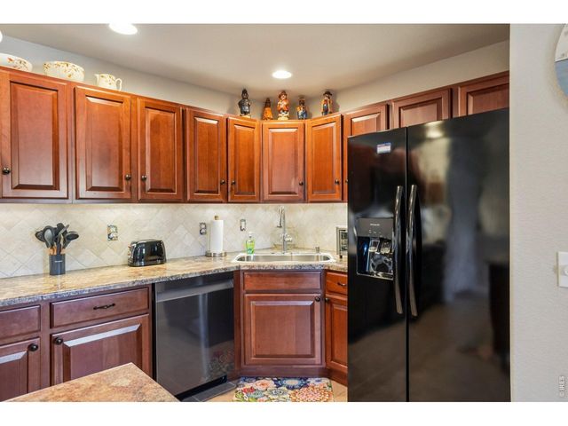 1703 Whitehall Dr 8C, Longmont, CO 80504