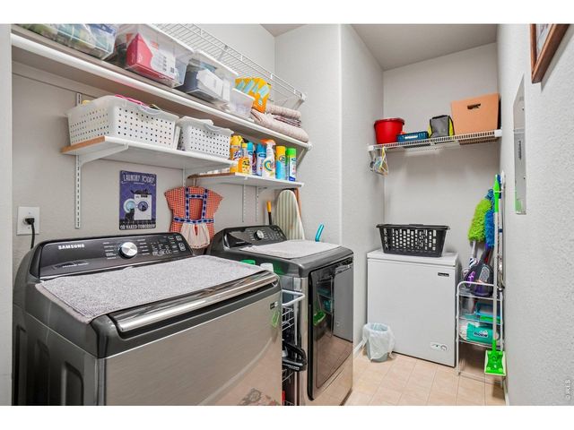 1703 Whitehall Dr 8C, Longmont, CO 80504