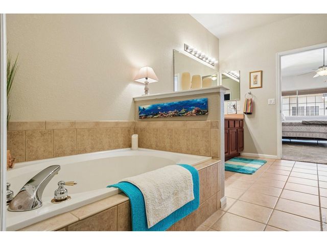 1703 Whitehall Dr 8C, Longmont, CO 80504