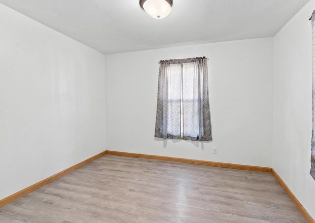 117 W CUSTER AVENUE, Oshkosh, WI 54901