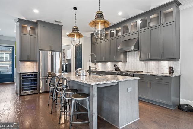 1817 Sanford Drive, Atlanta, GA 30318