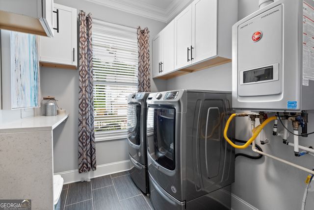 1817 Sanford Drive, Atlanta, GA 30318