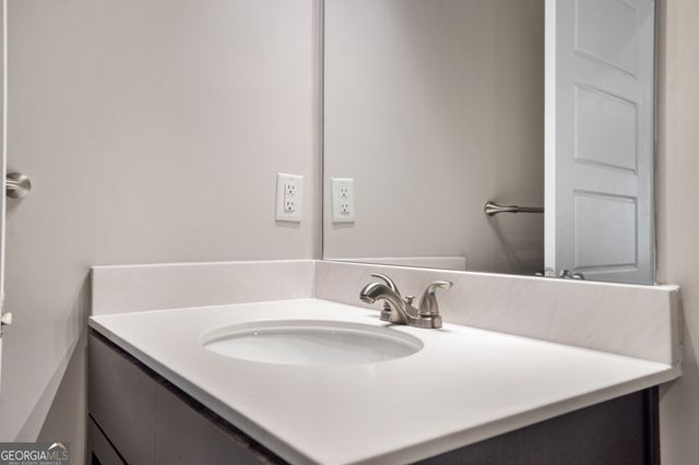 1817 Sanford Drive, Atlanta, GA 30318