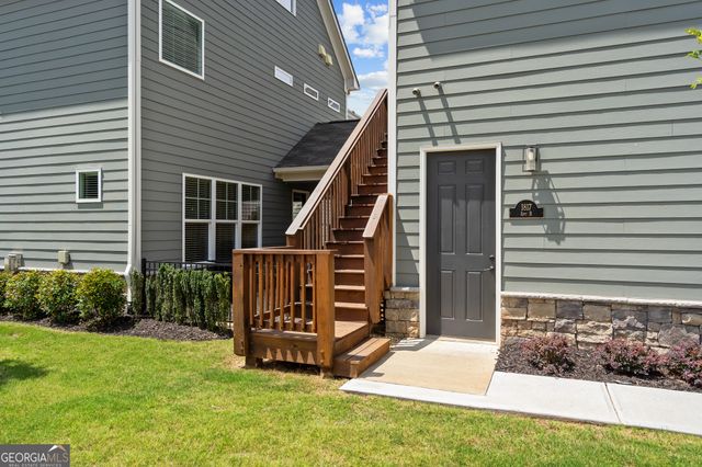 1817 Sanford Drive, Atlanta, GA 30318