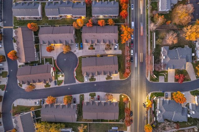 204 W LYMAN LN, Bountiful, UT 84010