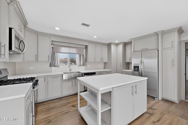 3202 Killkenny Street, El Paso, TX 79925