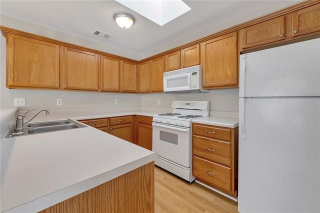 237 Rose Cottage Drive, Woodstock, GA 30189