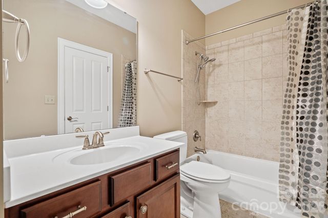 25 E Owl Creek Lane, Fairview, NC 28730