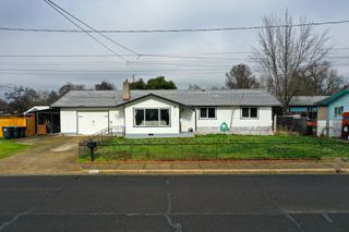 715 Ash Street, Central Point, OR 97502