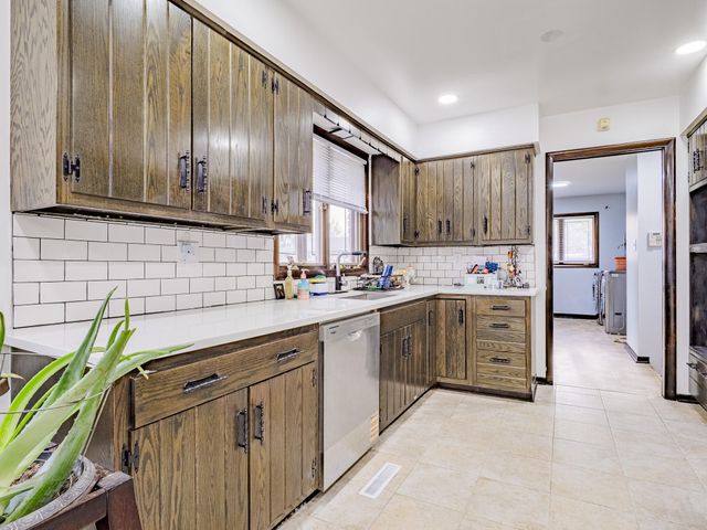 5301 Delaware Street, Merrillville, IN 46410