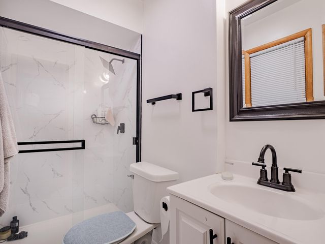 5301 Delaware Street, Merrillville, IN 46410
