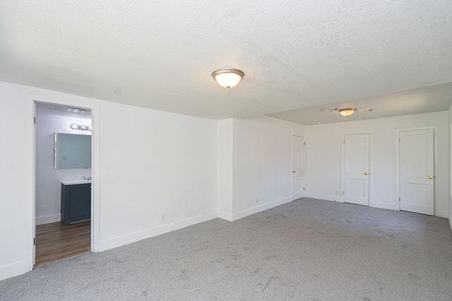 525 20th Avenue N, Texas City, TX 77590