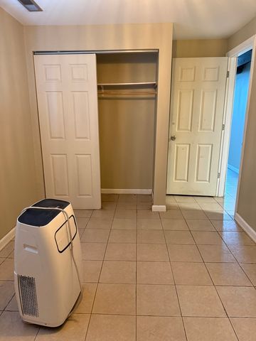4764 S Shields Avenue, Chicago, IL 60609