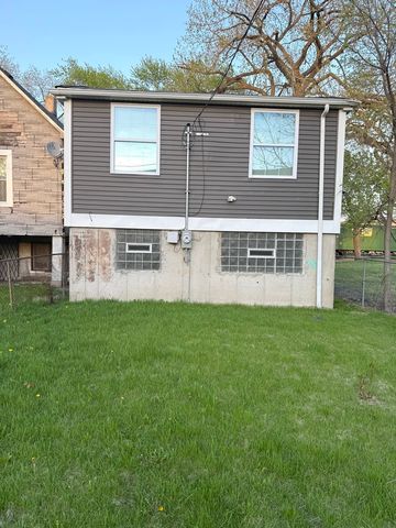 4764 S Shields Avenue, Chicago, IL 60609