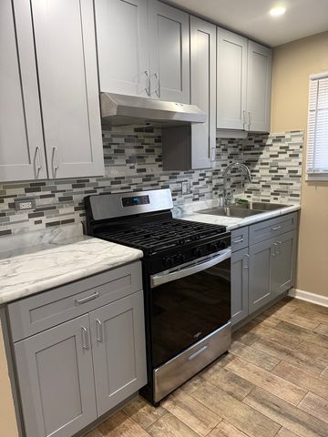 4764 S Shields Avenue, Chicago, IL 60609