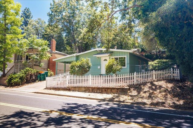 936 Spring St, Placerville, CA 95667