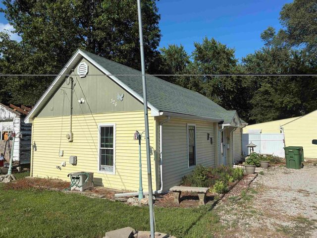 326 Indiana Street, Waterloo, IA 50703