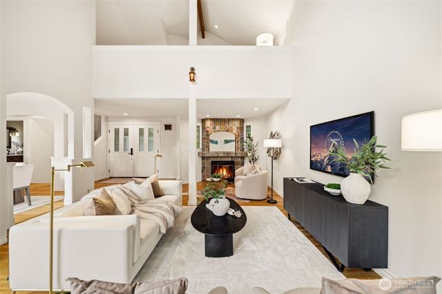 11113 NE 38th Place, Bellevue, WA 98004