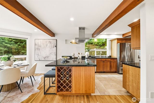 11113 NE 38th Place, Bellevue, WA 98004