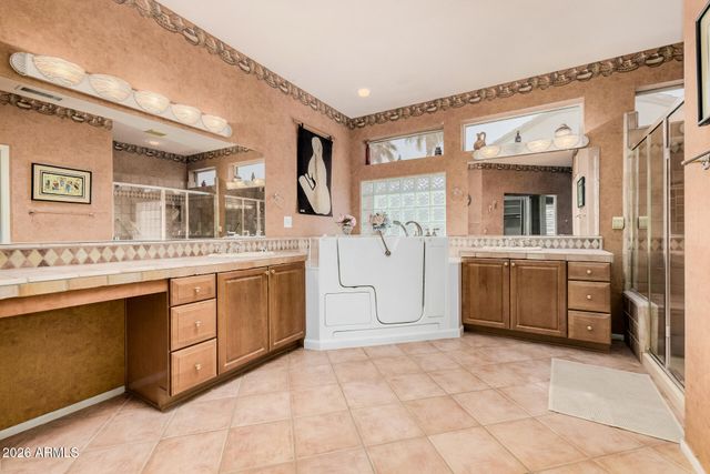 18030 N SADDLE RIDGE Drive, Surprise, AZ 85374