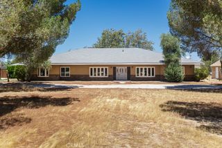 2017 W Avenue O4, Palmdale, CA 93551
