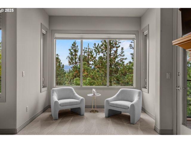 3155 Nw METKE Pl, Bend, OR 97703