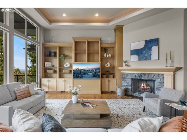 3155 Nw METKE Pl, Bend, OR 97703