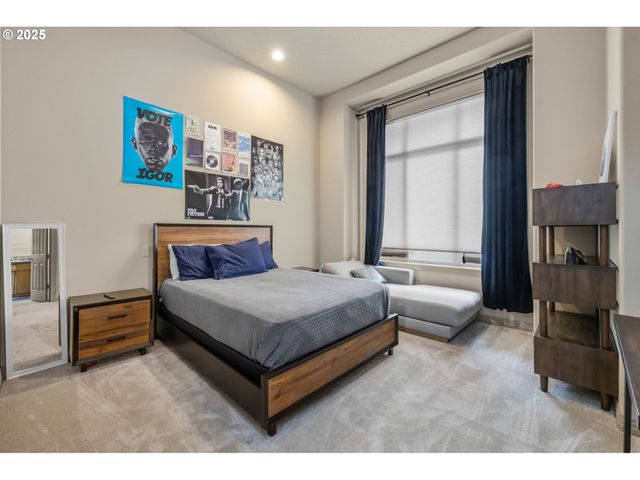 3155 Nw METKE Pl, Bend, OR 97703