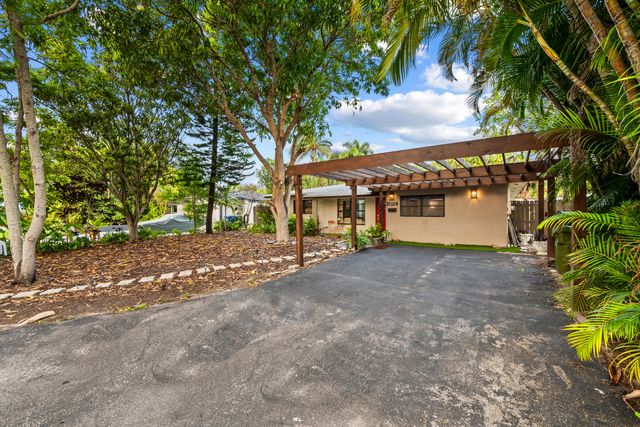 3024 NE 2nd Terrace, Wilton Manors, FL 33334