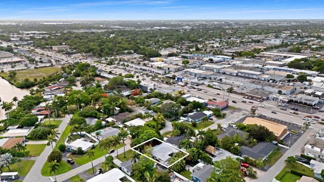 3024 NE 2nd Terrace, Wilton Manors, FL 33334