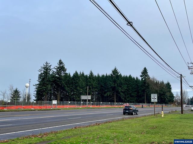 4981 Portland Rd NE Ste 1, 2, 3, Salem, OR 97305