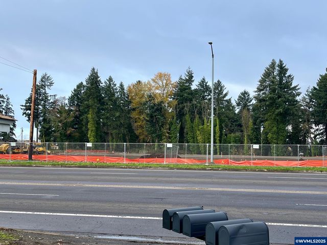 4981 Portland Rd NE Ste 1, 2, 3, Salem, OR 97305