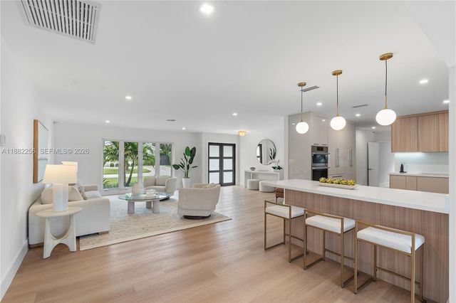 3341 NE 38th Street, Fort Lauderdale, FL 33308