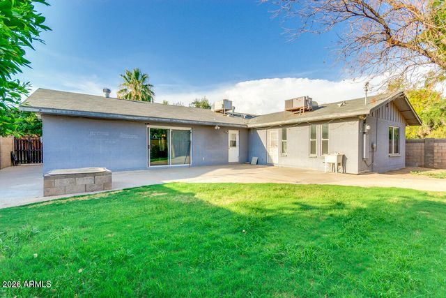 211 E GENEVA Drive, Tempe, AZ 85282