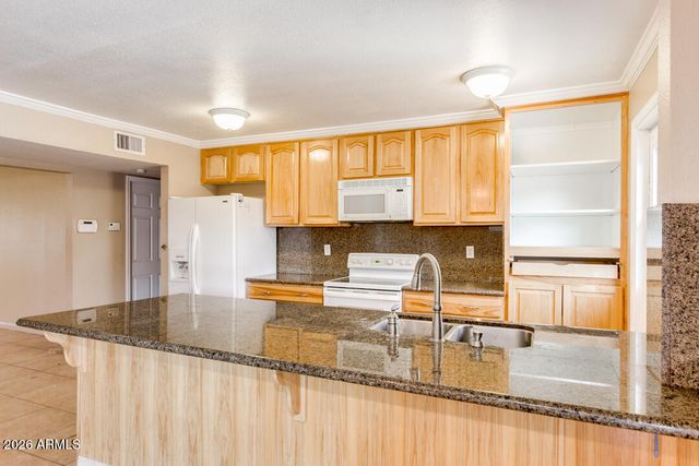 211 E GENEVA Drive, Tempe, AZ 85282