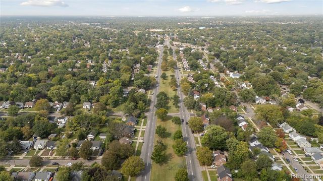 19124 Moross Road, Detroit, MI 48224