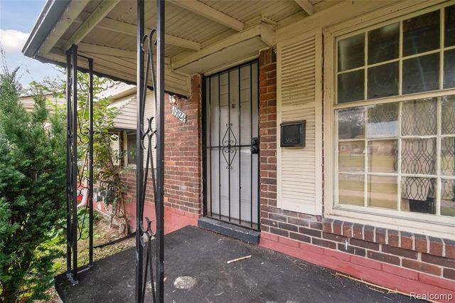 19124 Moross Road, Detroit, MI 48224