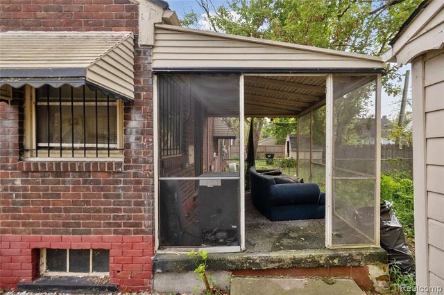 19124 Moross Road, Detroit, MI 48224