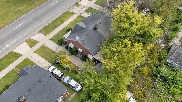 19124 Moross Road, Detroit, MI 48224