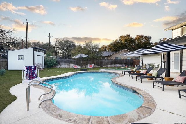 10807 Mount Ida, San Antonio, TX 78213