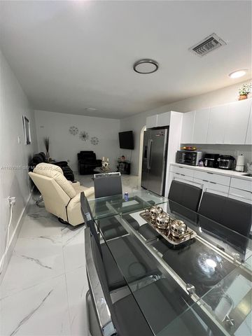 6400 SW 63rd Ave, South Miami, FL 33143